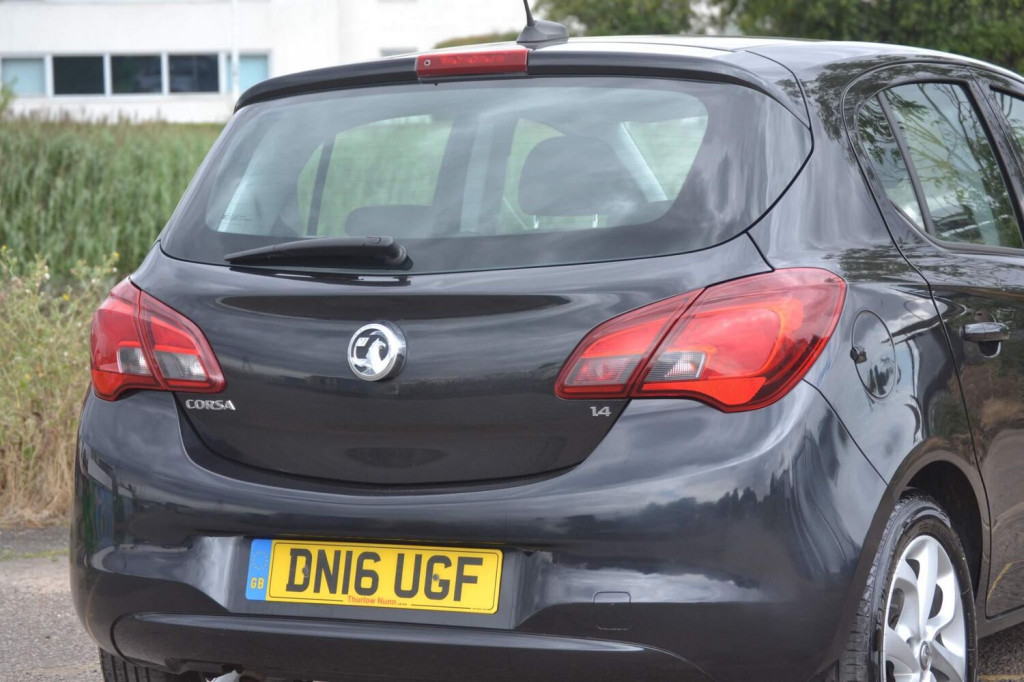 VAUXHALL CORSA
