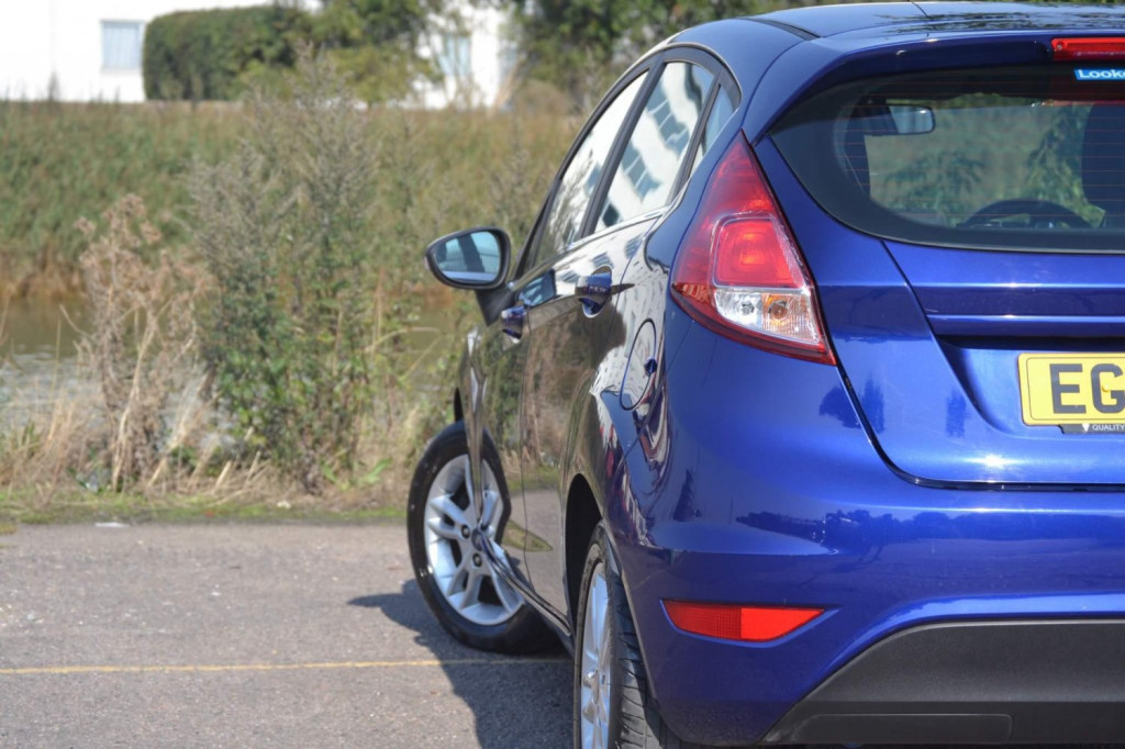 FORD FIESTA