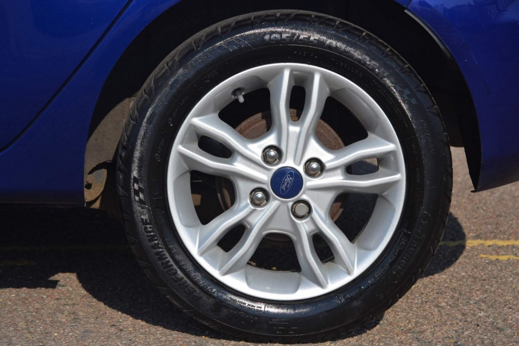 FORD FIESTA