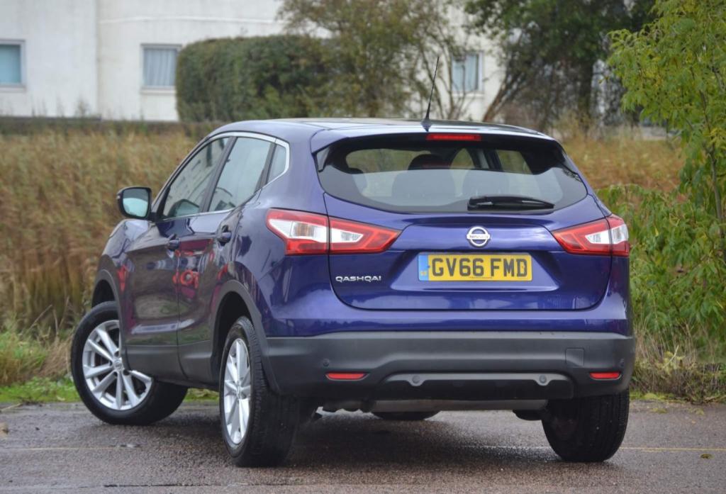 NISSAN QASHQAI
