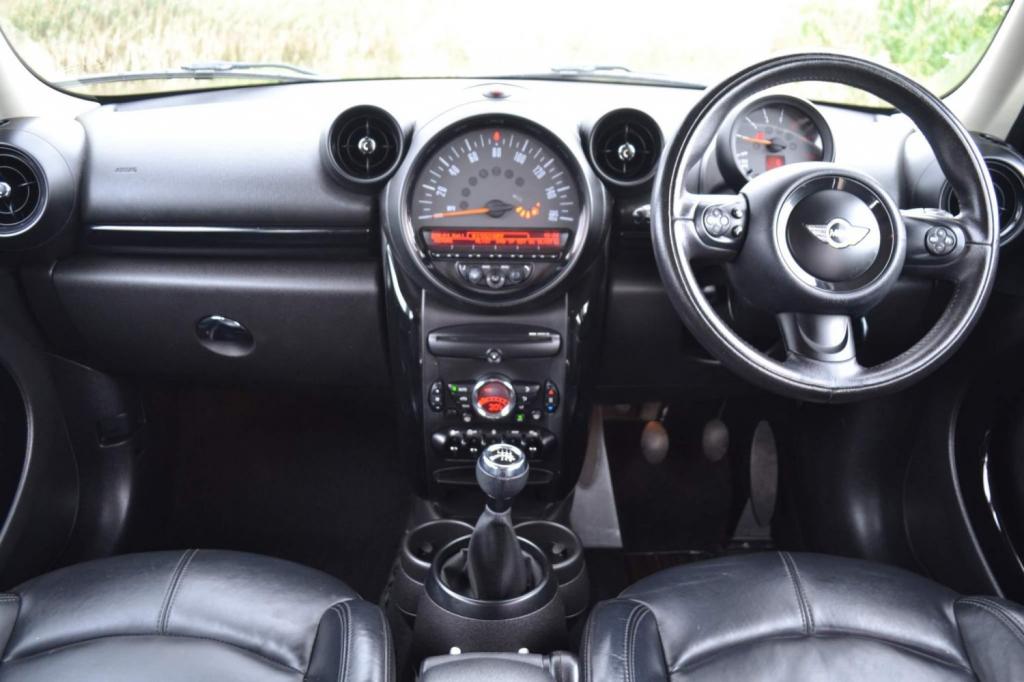 View MINI COUNTRYMAN 1.6 Cooper D ALL4 Euro 6 (s/s) 5dr