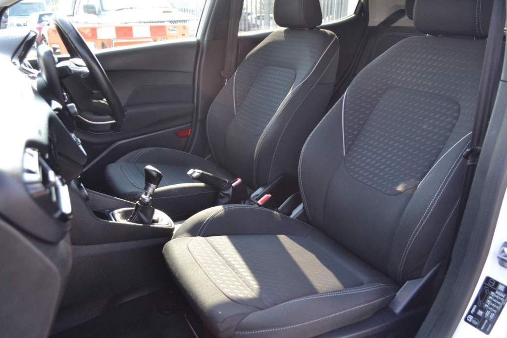 FORD FIESTA