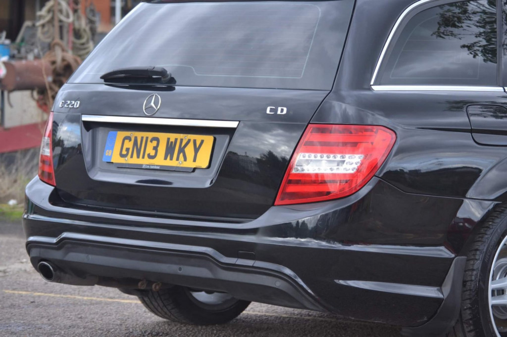 MERCEDES-BENZ C CLASS