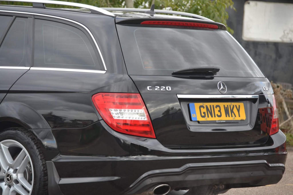 MERCEDES-BENZ C CLASS