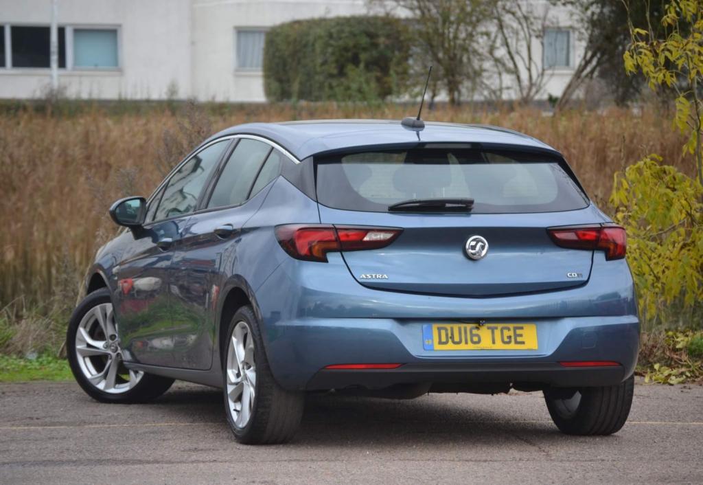 VAUXHALL ASTRA