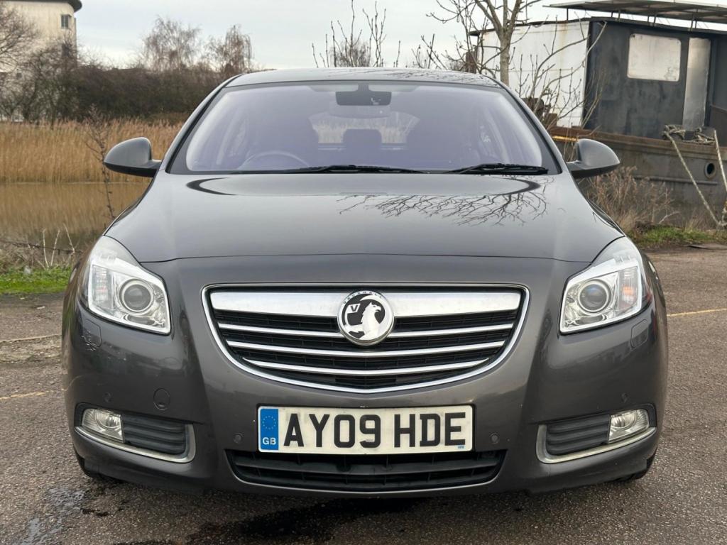 View VAUXHALL INSIGNIA 1.8 16V Elite Euro 5 5dr