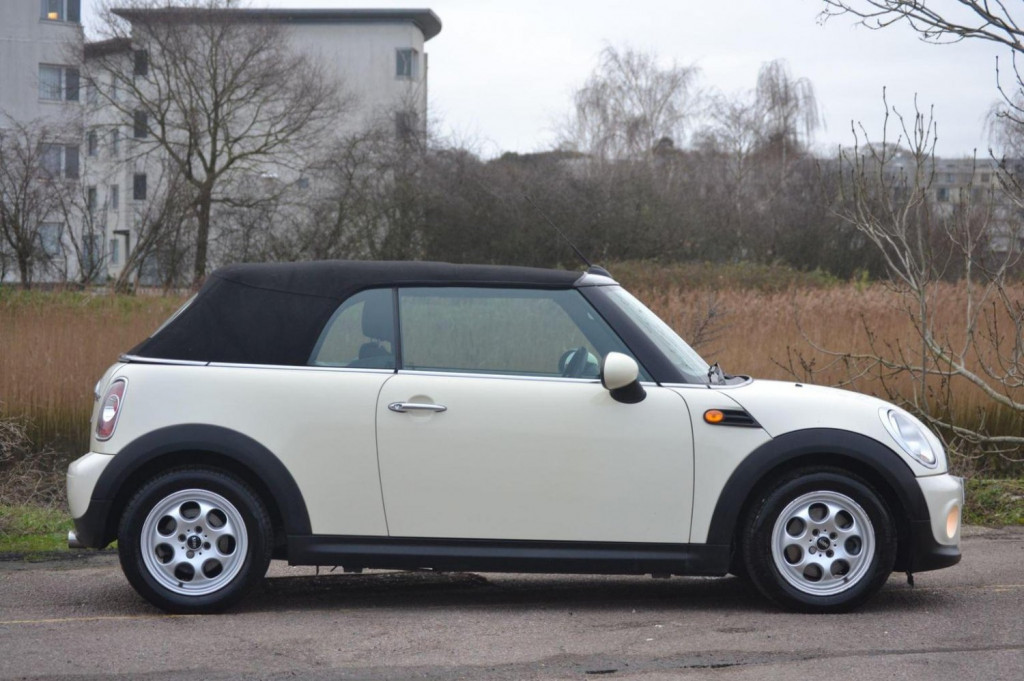 MINI CONVERTIBLE