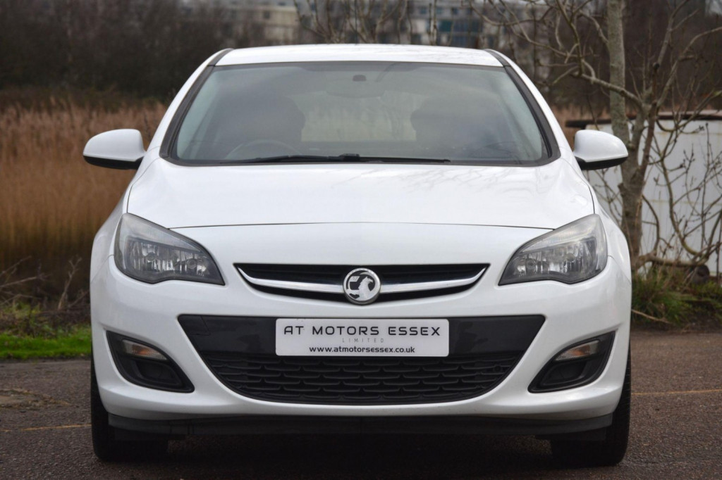 VAUXHALL ASTRA