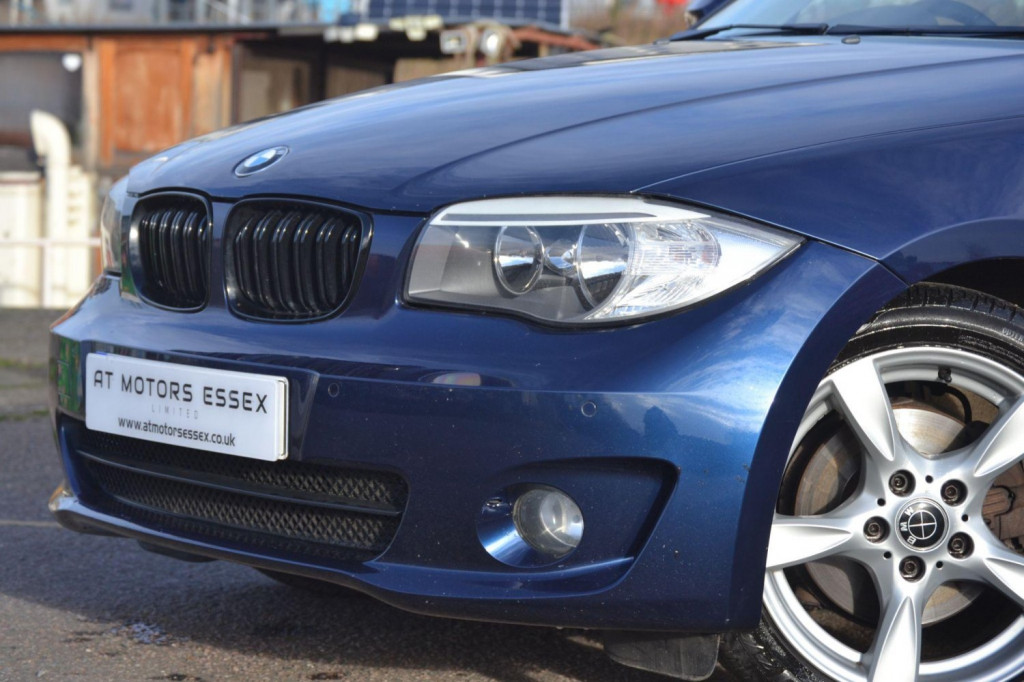 BMW 1 SERIES