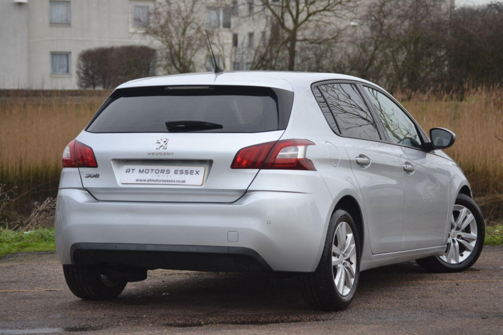 View PEUGEOT 308 1.6 HDi Active Euro 5 5dr
