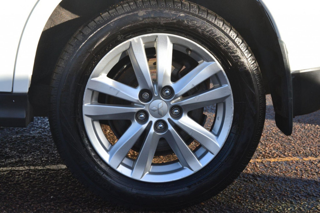 MITSUBISHI ASX