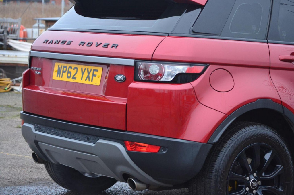 LAND ROVER RANGE ROVER EVOQUE