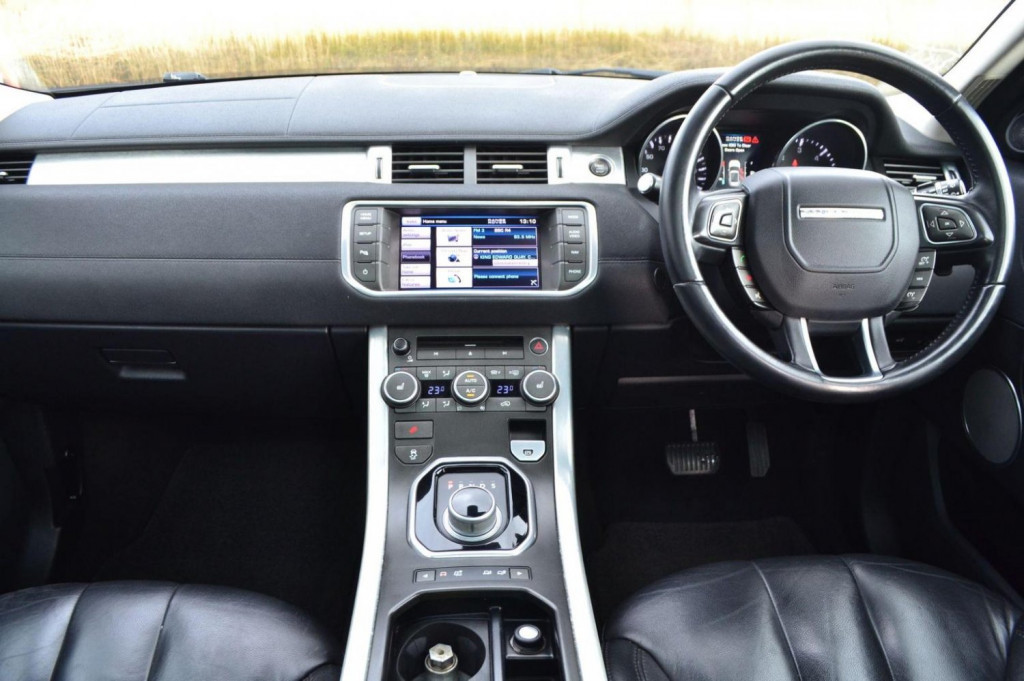 View LAND ROVER RANGE ROVER EVOQUE 2.2 SD4 Pure Auto 4WD Euro 5 5dr
