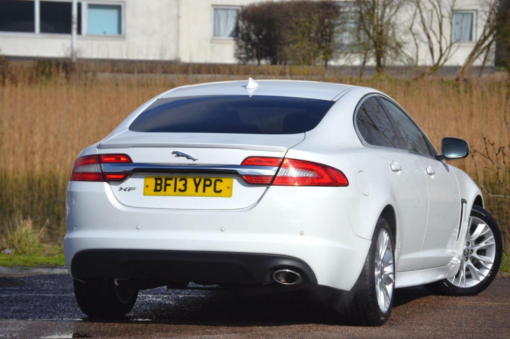 JAGUAR XF
