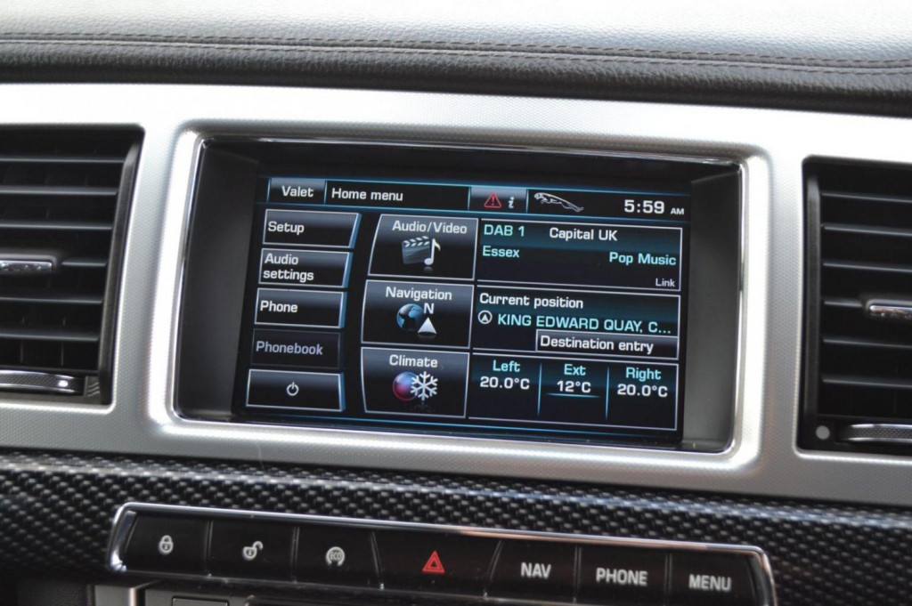 JAGUAR XF