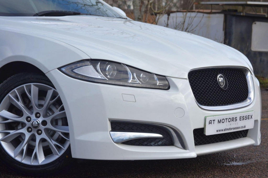 JAGUAR XF