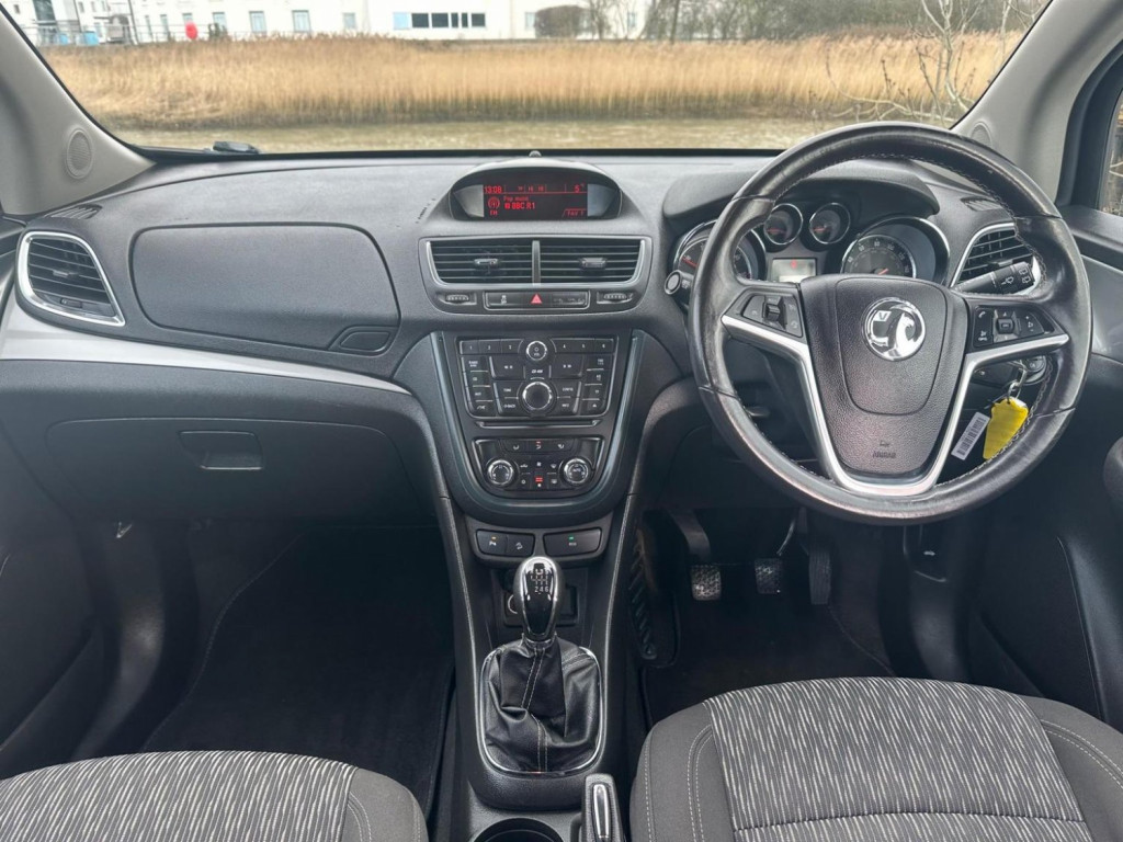 View VAUXHALL MOKKA 1.7 CDTi Exclusiv 2WD Euro 5 (s/s) 5dr