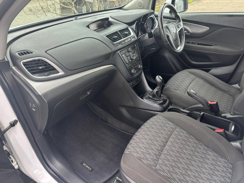 VAUXHALL MOKKA