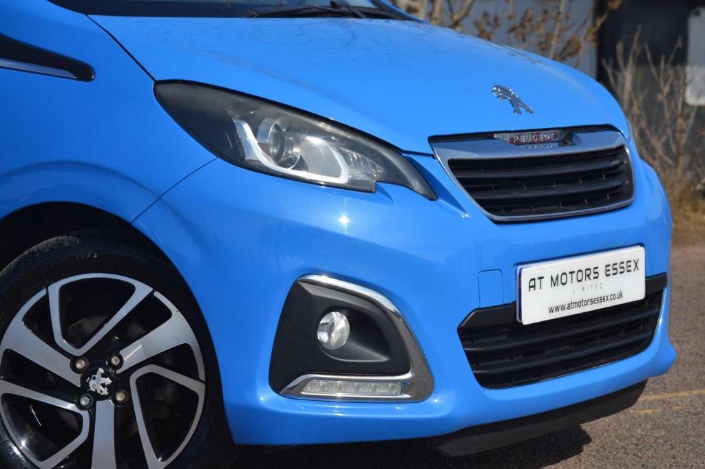 PEUGEOT 108