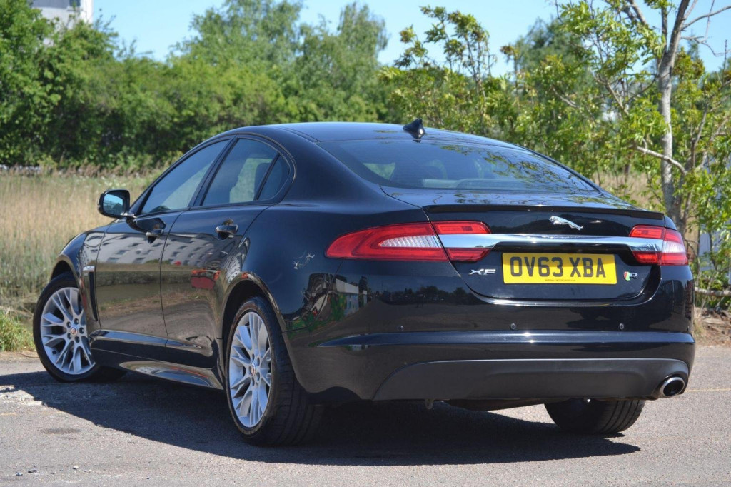 JAGUAR XF
