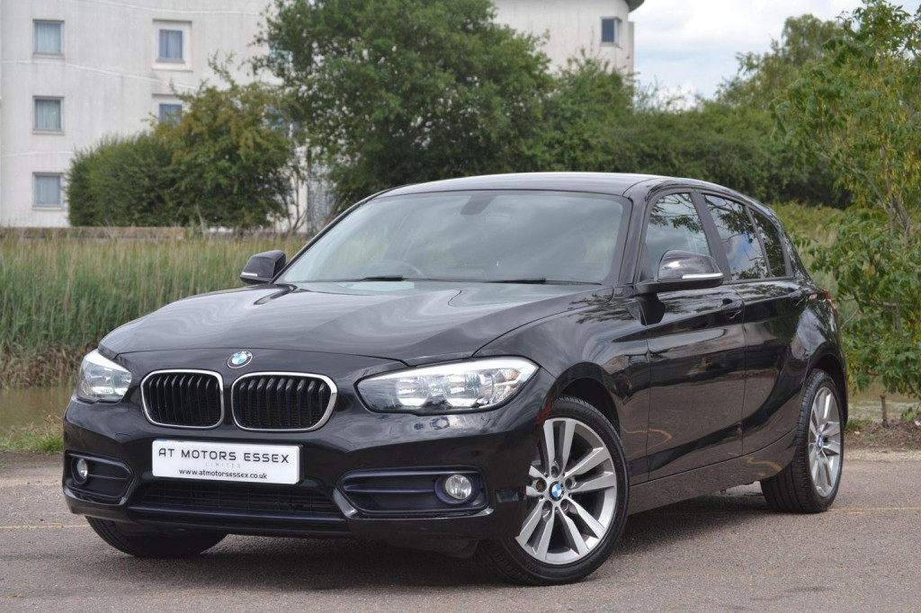 BMW 1 SERIES