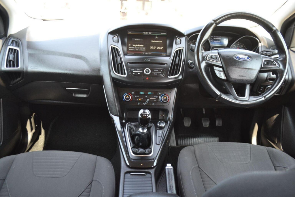 View FORD FOCUS 1.0T EcoBoost Titanium Euro 6 (s/s) 5dr