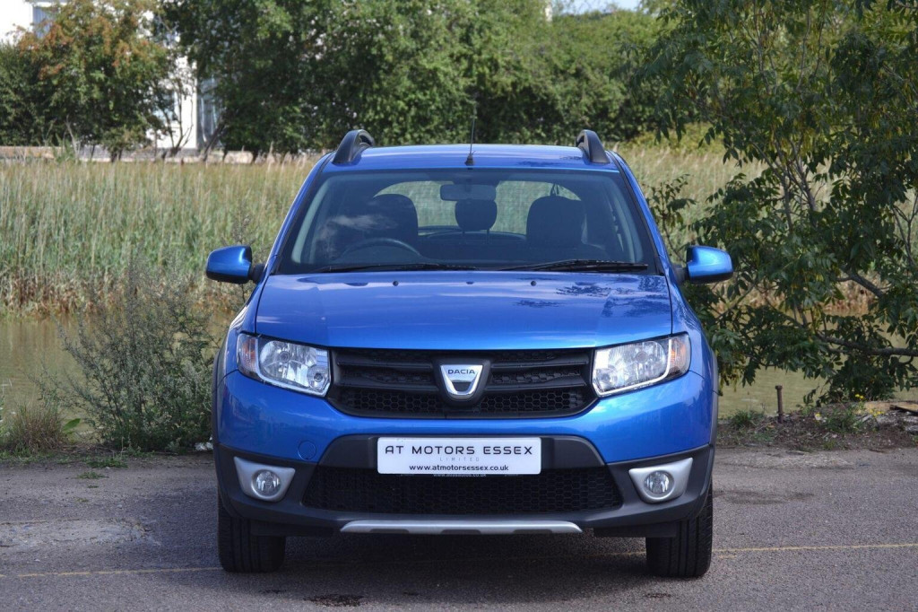 View DACIA SANDERO STEPWAY 1.5 dCi Laureate Euro 5 5dr