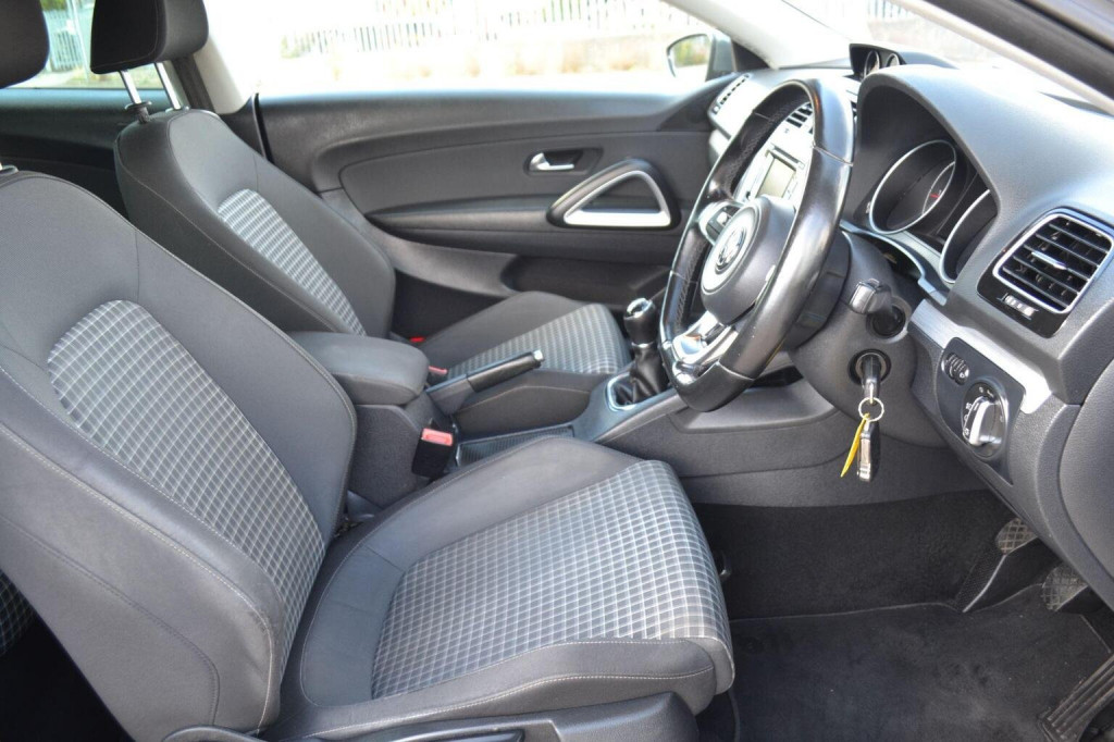 VOLKSWAGEN SCIROCCO