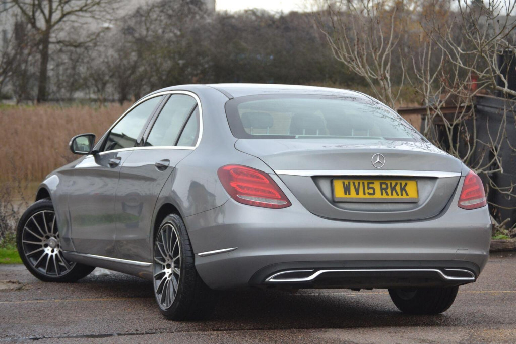 View MERCEDES-BENZ C CLASS 2.1 C220 BlueTEC Sport G-Tronic+ Euro 6 (s/s) 4dr