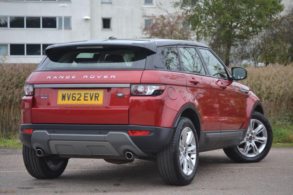 View LAND ROVER RANGE ROVER EVOQUE 2.2 SD4 Pure Auto 4WD Euro 5 5dr