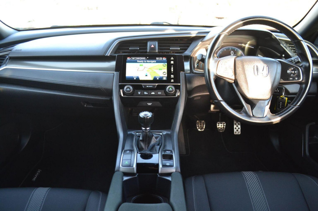 View HONDA CIVIC 1.0 VTEC Turbo SR Euro 6 (s/s) 5dr