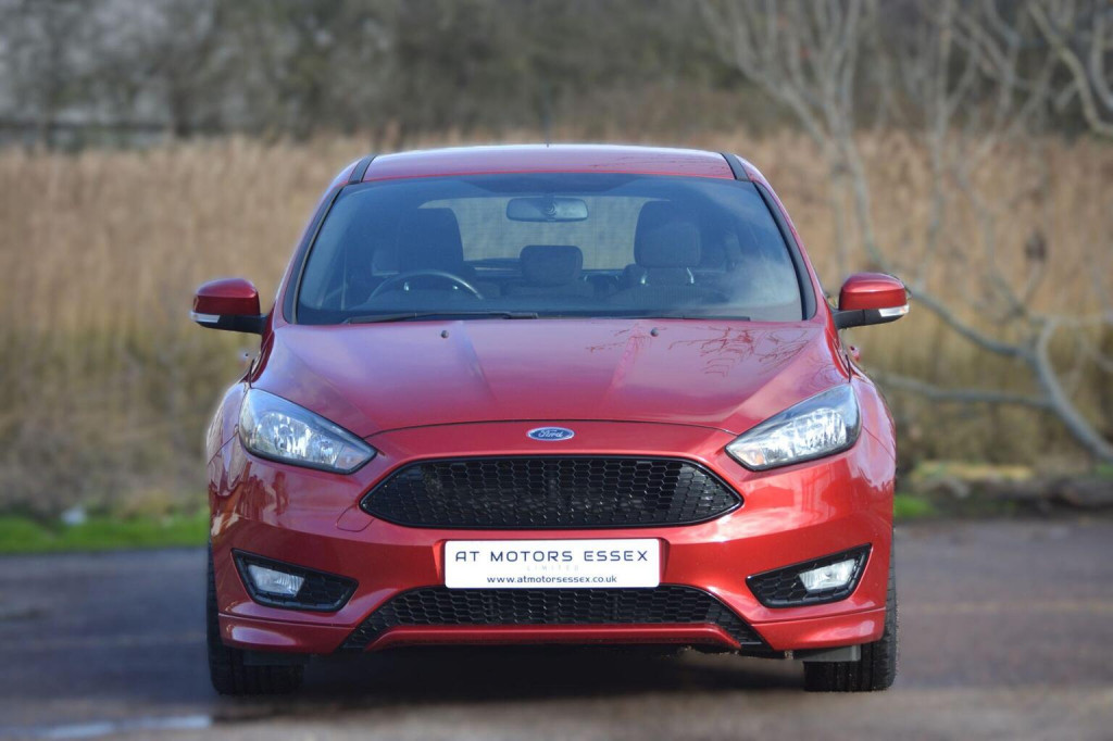 View FORD FOCUS 1.0T EcoBoost ST-Line Euro 6 (s/s) 5dr
