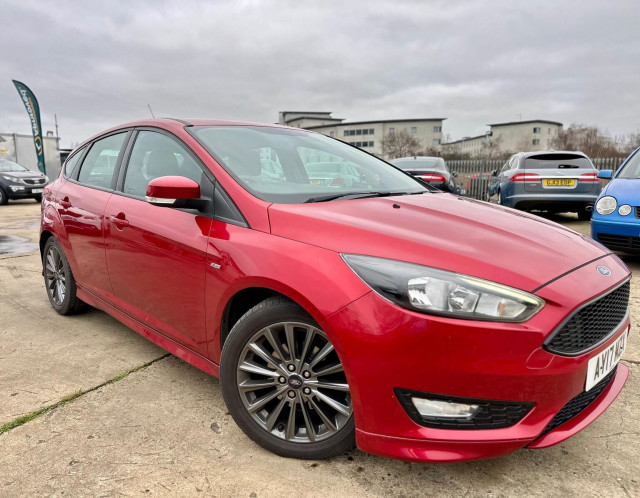 FORD FOCUS 1.0T EcoBoost ST-Line Euro 6 (s/s) 5dr