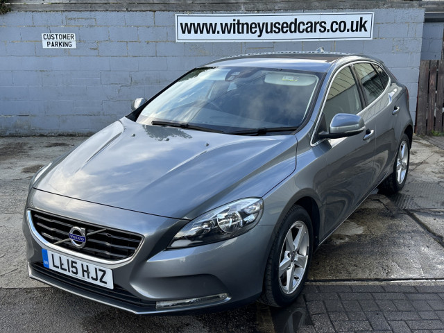 VOLVO V40 1.5 Momentum T2 (2015/15)