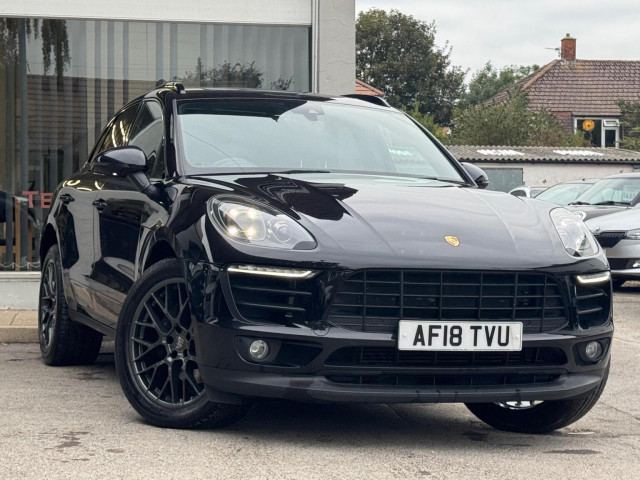 PORSCHE