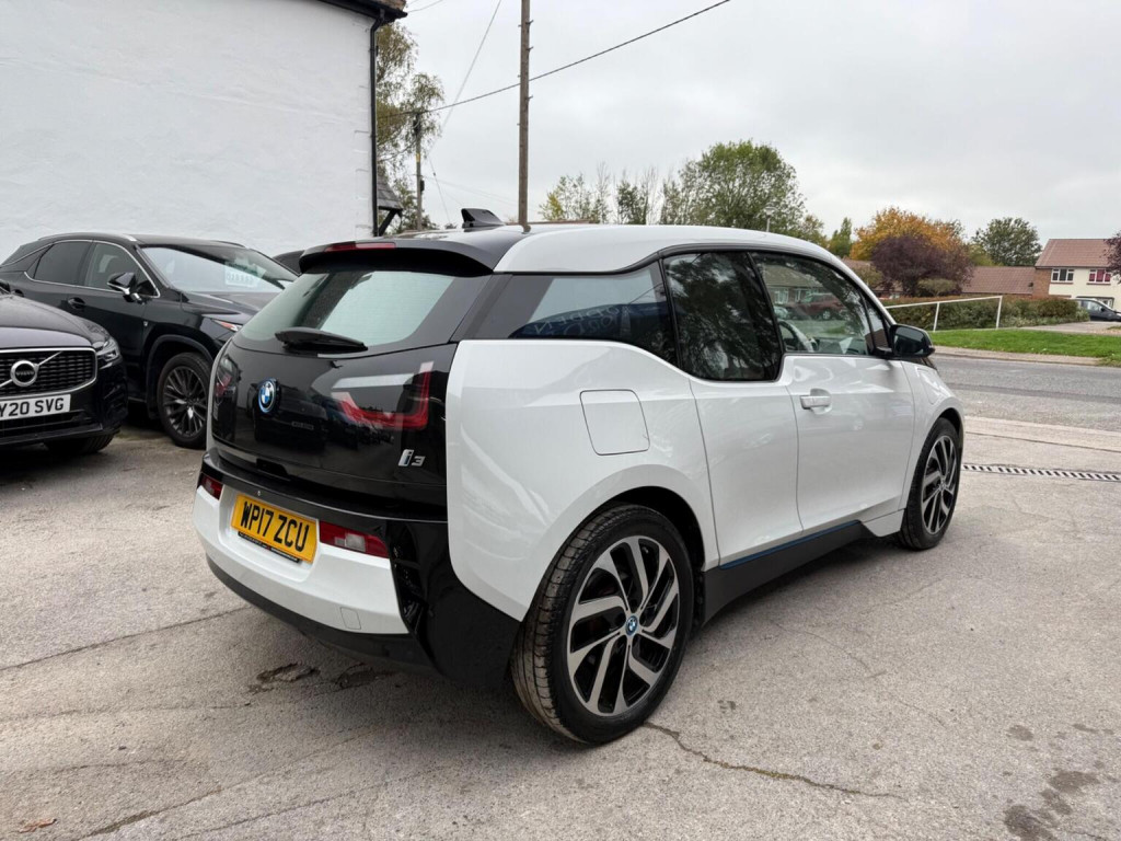 BMW I3