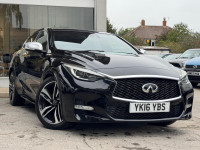 INFINITI Q30