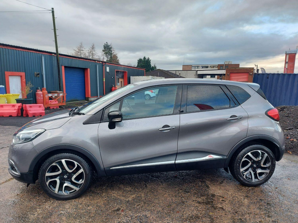 RENAULT CAPTUR