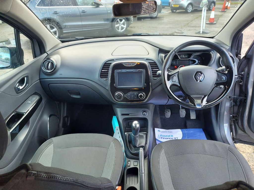 RENAULT CAPTUR