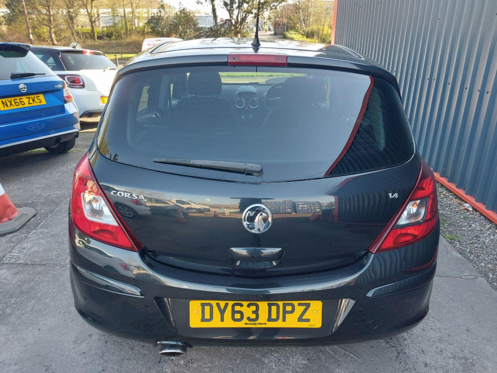 VAUXHALL CORSA