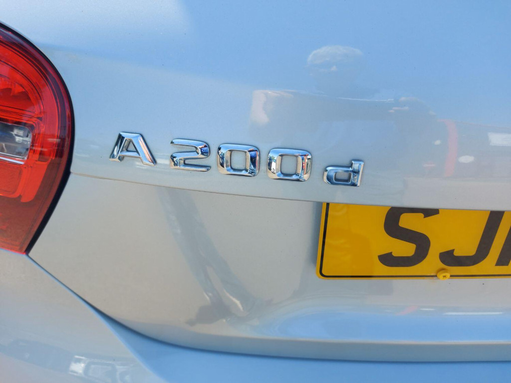 MERCEDES-BENZ A CLASS