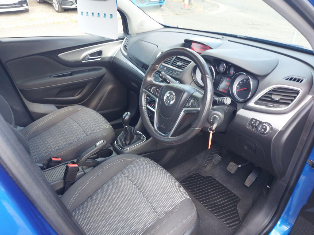 VAUXHALL MOKKA