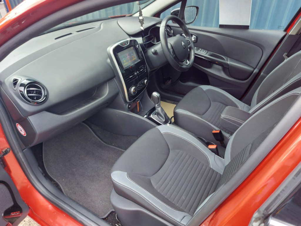 RENAULT CLIO
