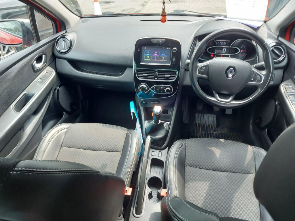 RENAULT CLIO