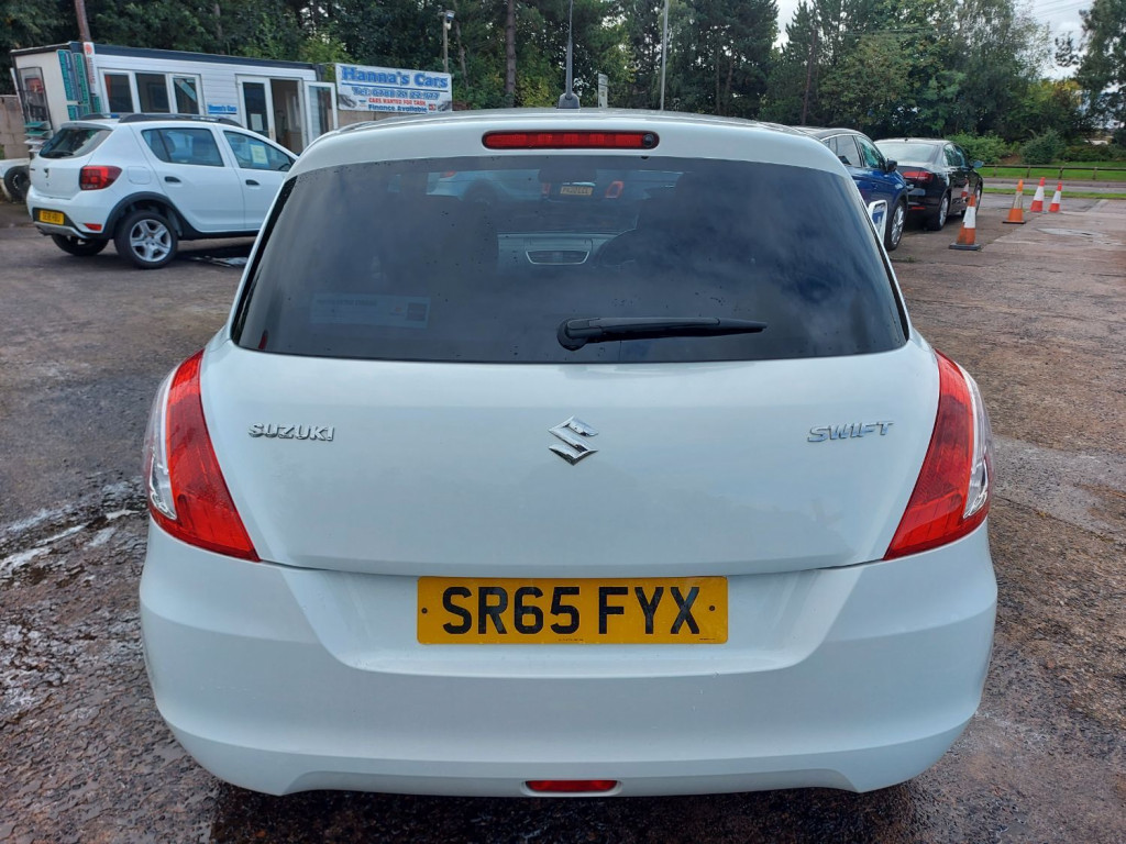 SUZUKI SWIFT