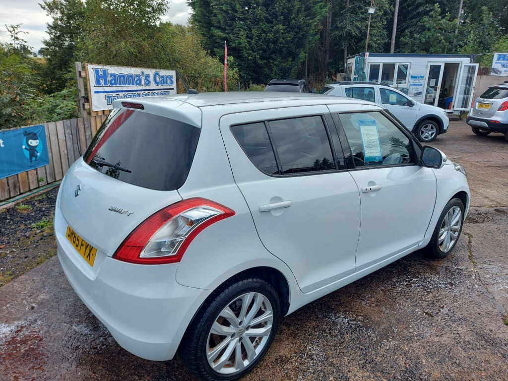 SUZUKI SWIFT