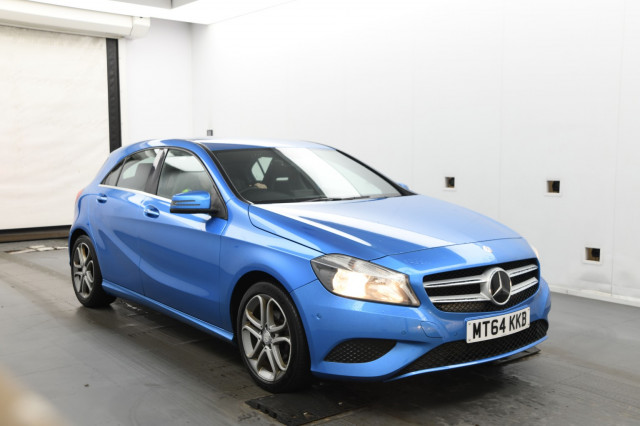 MERCEDES-BENZ A CLASS 1.5 A180 CDI Sport (2014)