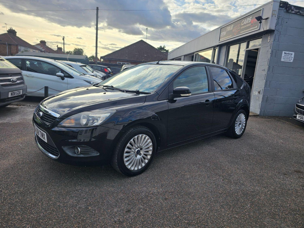 View FORD FOCUS 1.6 Titanium
