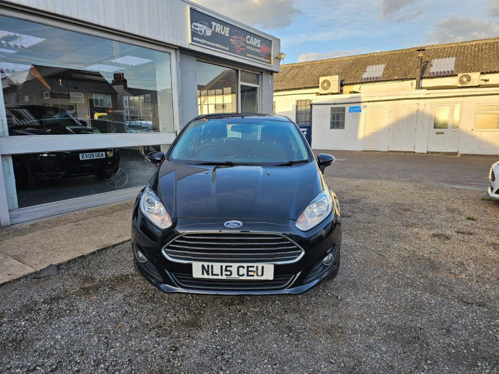 View FORD FIESTA 1.3 Zetec