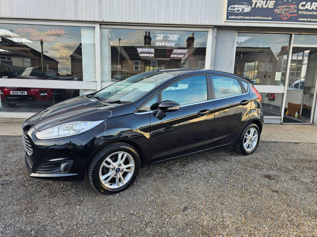 View FORD FIESTA 1.3 Zetec